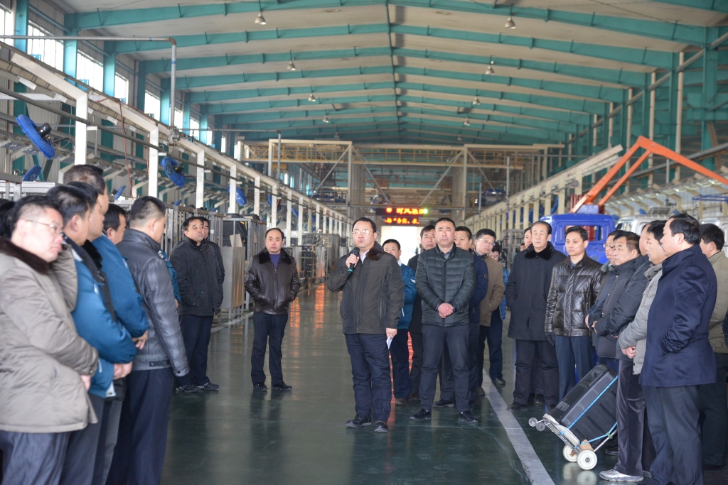 尊龙凯时集團舉辦中層領導干部現場觀摩活動